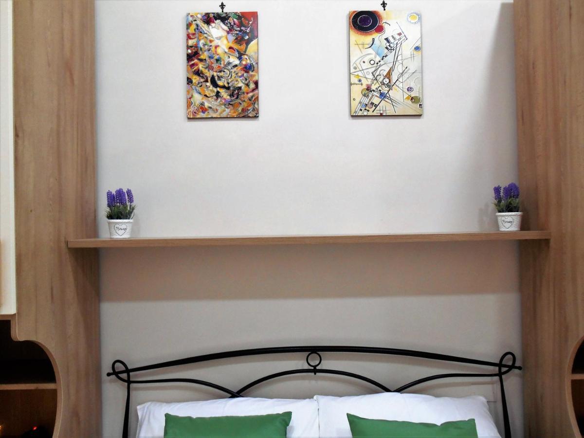 Bed and Breakfast Essenza Di Napoli Exterior foto